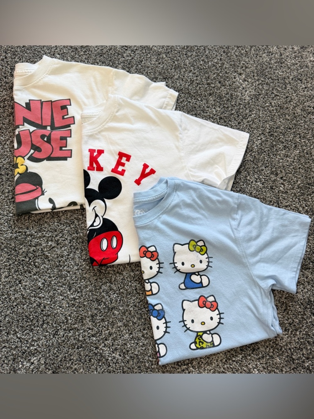 Lot of 3 tshirts - Disney Minnie / Mickey Mouse Graphic Tee and Hello Kitty